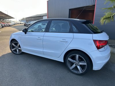 Audi A1 Sportback 16 TDI 90ch S line 2014   - 4