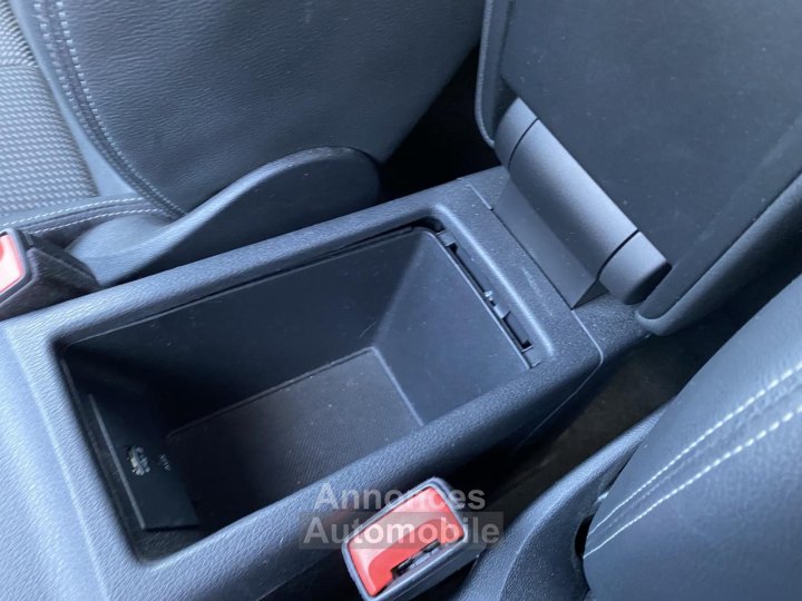 Audi Q2 14 TFSI 150 COD S LINE S TRONIC 7 - 36