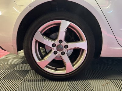 Audi A3 Sportback 14 TFSI 110 S tronic 7 Bi-carburant CNG %2B essence / Système audio Bang Olufsen - 16