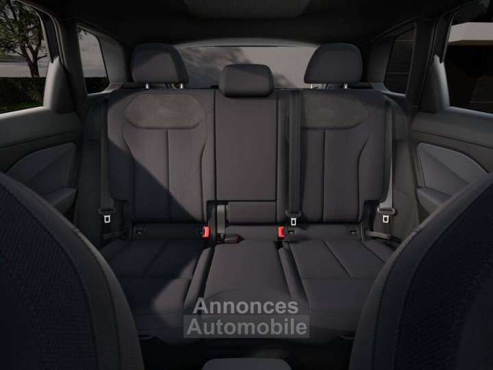 Audi Q3 TFSI 150 ch Hybride S tronic 7 S line - 8