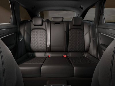 Audi A6 Avant 55 TFSIe 367 ch S tronic 7 Quattro Competition   - 7