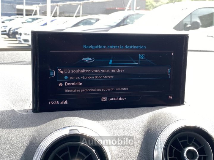 Audi Q2 20 30 TDI 116 S-tronic Avus - 17