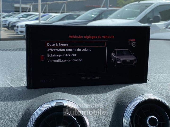 Audi Q2 20 30 TDI 116 S-tronic Avus - 22