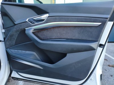 Audi e-tron 55 Avus 408cv full options - 24