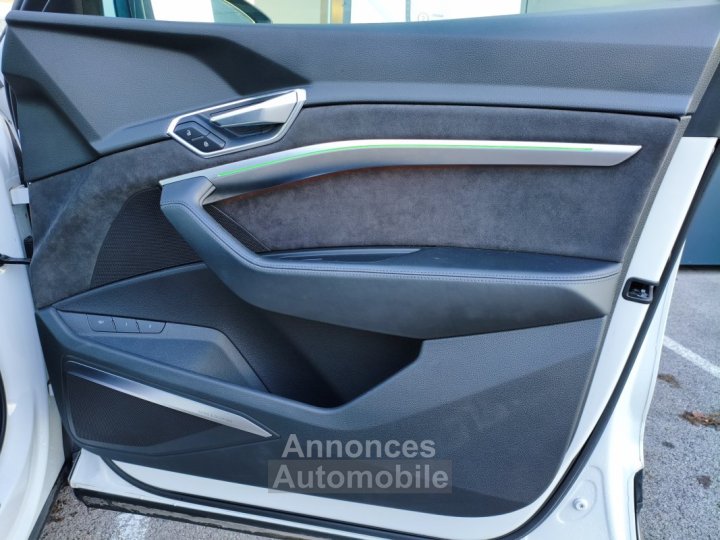 Audi e-tron 55 Avus 408cv full options - 24