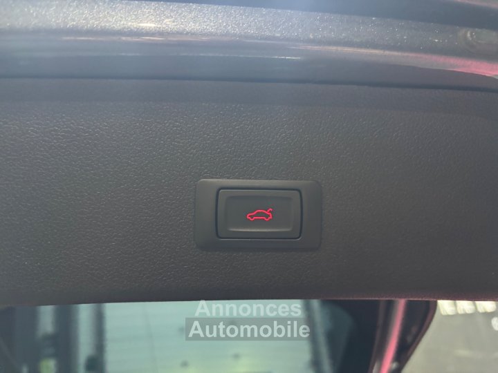 Audi RS4 AVANT V8 42 FSI 450 Quattro S Tronic 7 - 33