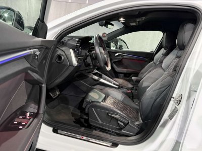 Audi A3 30 TFSI S line Shadow Look 1e Main Etat Neuf   - 11