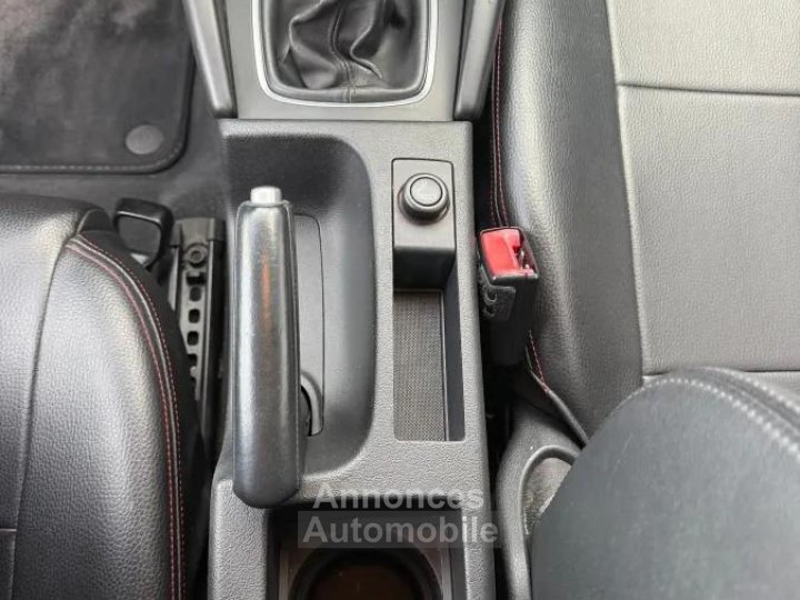 Audi A3 II (8P) 20 FSI Ambiente 16V - 9 cv (150 ch) 16V - BVM6 - 3 portes - Gris - 2005 + CLIM - 16