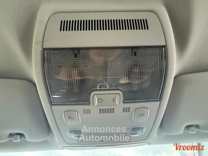 Audi A3 II (8P) 20 FSI Ambiente 16V - 9 cv (150 ch) 16V - BVM6 - 3 portes - Gris - 2005 + CLIM - 24