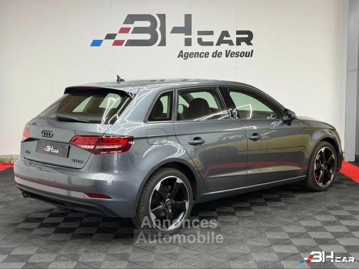 Audi A3 Sportback 30 TDI BVM6 - 116cv / Apple Carplay / Radars AR / Si&egrave;ges chauffants - 2