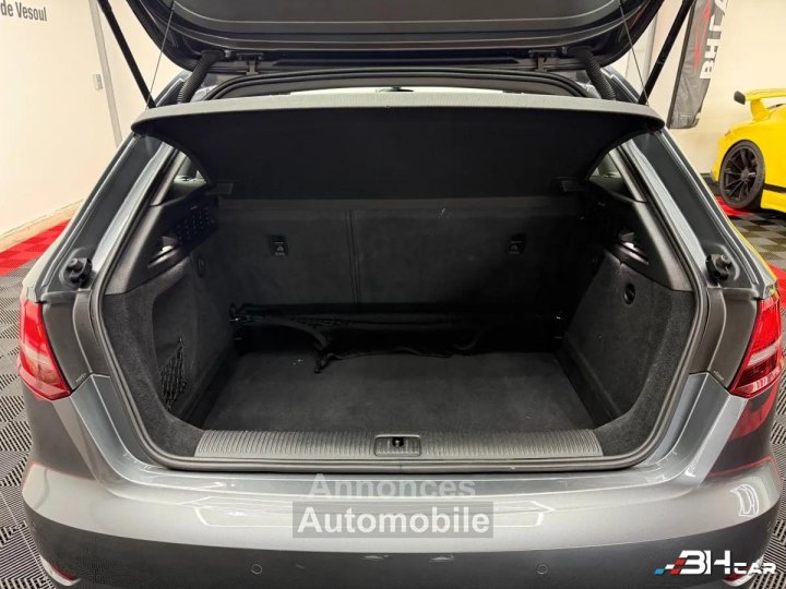 Audi A3 Sportback 30 TDI BVM6 - 116cv / Apple Carplay / Radars AR / Si&egrave;ges chauffants - 19