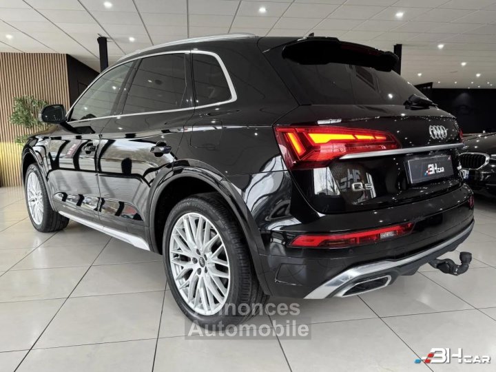 Audi Q5 ? 50 TFSI E 299 CH S-LINE QUATTRO HYBRIDE PHEV ATTELAGE 2021 - 2