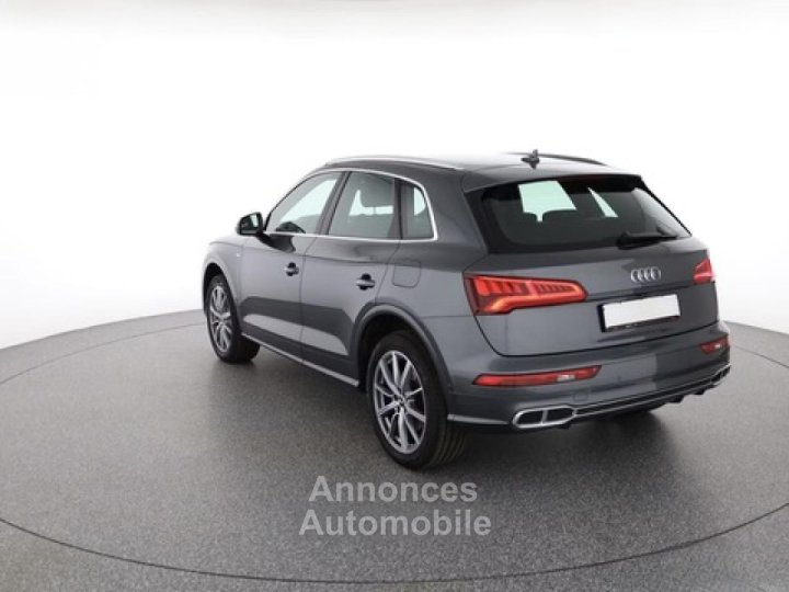 Audi Q5 Quattro 20 55 TFSI e - 367 - BV S-tronic  2017 S line PHASE 1 - 2