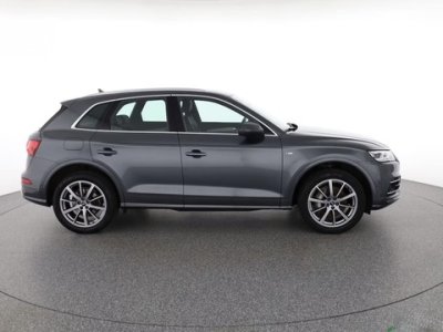Audi Q5 Quattro 20 55 TFSI e - 367 - BV S-tronic  2017 S line PHASE 1   - 4