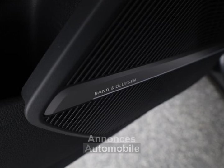 Audi Q5 Quattro 20 55 TFSI e - 367 - BV S-tronic  2017 S line PHASE 1 - 11