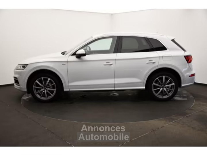 Audi Q5 Quattro 20 50 TFSI e - 299 - BV S-Tronic  2017 Avus PHASE 2 - 4