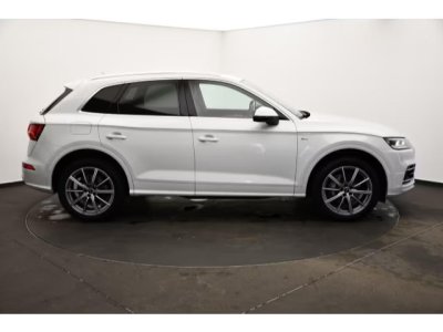 Audi Q5 Quattro 20 50 TFSI e - 299 - BV S-Tronic  2017 Avus PHASE 2   - 7
