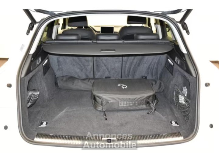 Audi Q5 Quattro 20 50 TFSI e - 299 - BV S-Tronic  2017 Avus PHASE 2 - 17