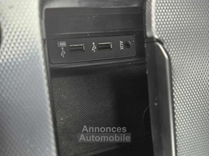 Audi TT COUPE 18 TFSI 180 - 19