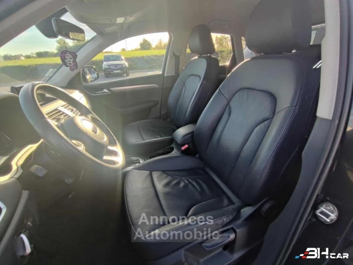 Audi Q3 20 TDI 150 AMBITION LUXE QUATTRO S-TRONIC BVA - 32