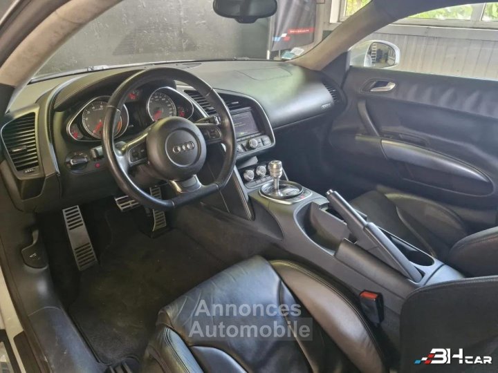 Audi R8 COUPE 42 FSI 420 QUATTRO R-TRONIC / CUIR / GPS / CAMERA - 25