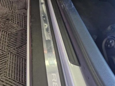 Audi R8 COUPE 42 FSI 420 QUATTRO R-TRONIC / CUIR / GPS / CAMERA - 32