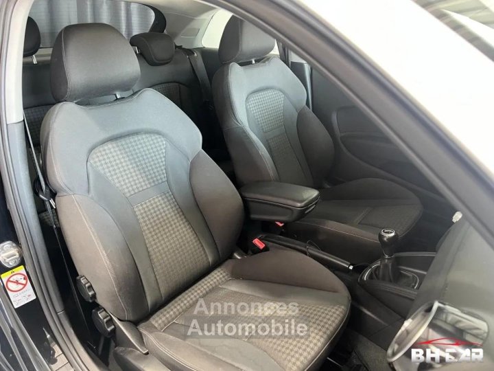 Audi A1 16 TDI 90ch FAP Ambition BVM5 - 14