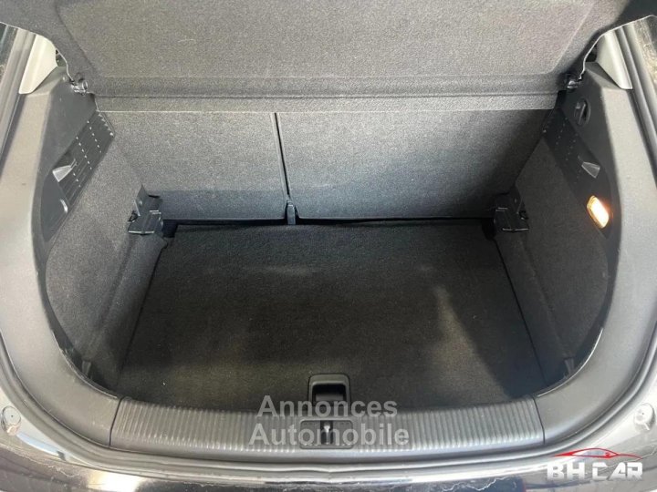 Audi A1 16 TDI 90ch FAP Ambition BVM5 - 15