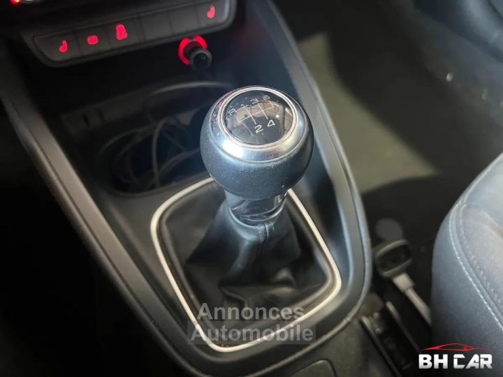 Audi A1 16 TDI 90ch FAP Ambition BVM5 - 24
