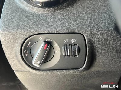 Audi A1 16 TDI 90ch FAP Ambition BVM5   - 32