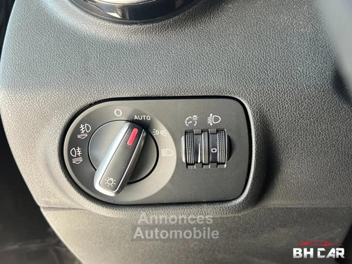 Audi A1 16 TDI 90ch FAP Ambition BVM5 - 32