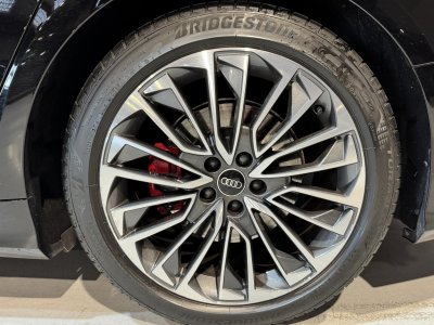 Audi A6 55 TFSI e quattro S tronic 7 Comp&eacute;tition Toit ouvrant / Attelage   - 31