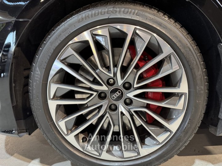 Audi A6 55 TFSI e quattro S tronic 7 Comp&eacute;tition Toit ouvrant / Attelage - 32