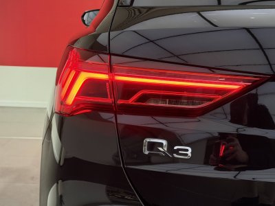 Audi Q3 45 TFSIe 245 ch S tronic 6 S line - 6