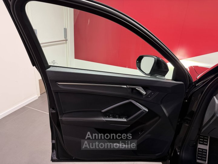 Audi Q3 45 TFSIe 245 ch S tronic 6 S line - 11