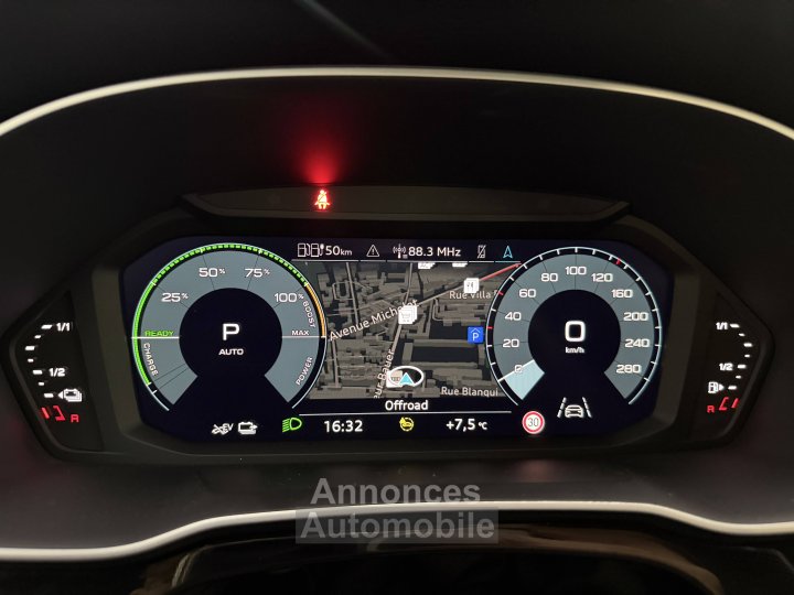 Audi Q3 45 TFSIe 245 ch S tronic 6 S line - 36
