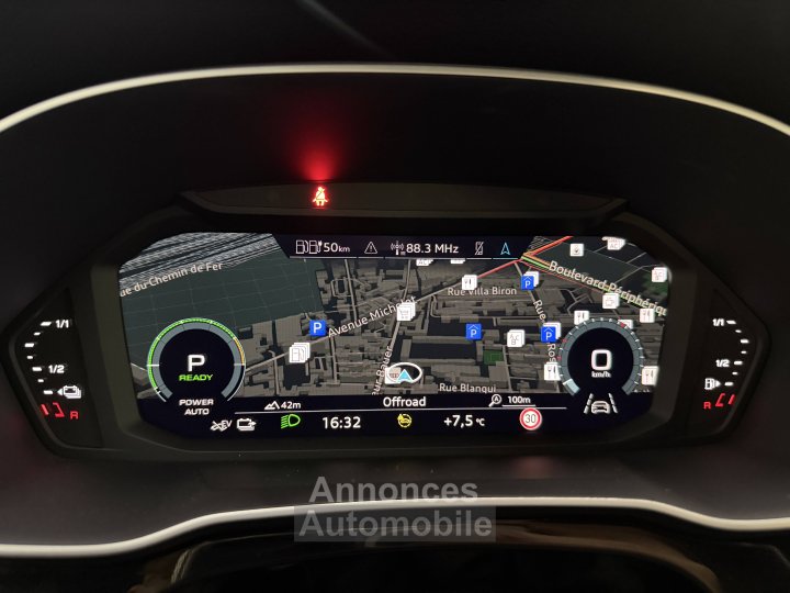 Audi Q3 45 TFSIe 245 ch S tronic 6 S line - 37