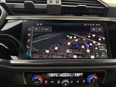 Audi Q3 45 TFSIe 245 ch S tronic 6 S line - 44