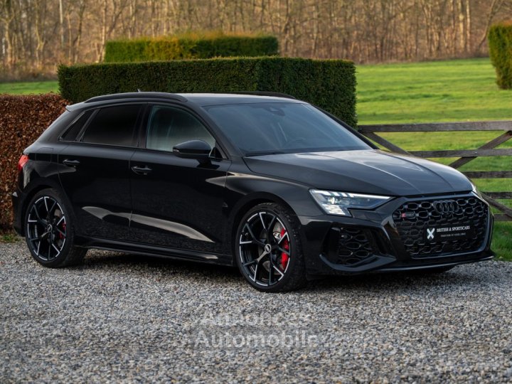 Audi RS3 Sportback - 1