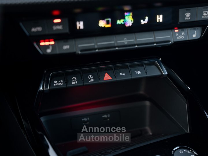 Audi RS3 Sportback - 42