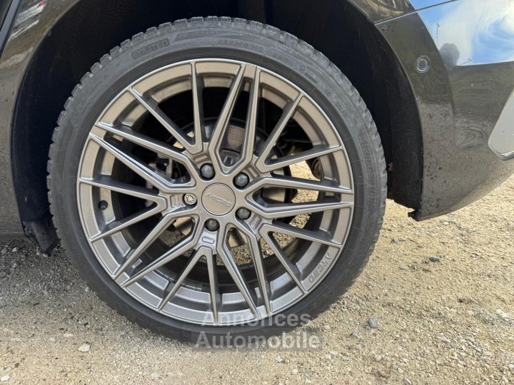 Audi A3 Sportback 40 TFSIe 204 S tronic 6 S Line SUIVI - 23