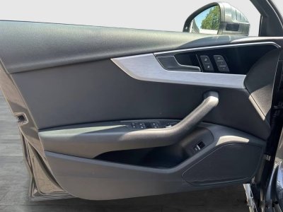 Audi A4 Avant 45TFSI S-Line qu Navi LED ACC Cuir   - 12