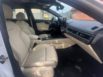 Audi A4 45 TFSI quattro S line   - 16