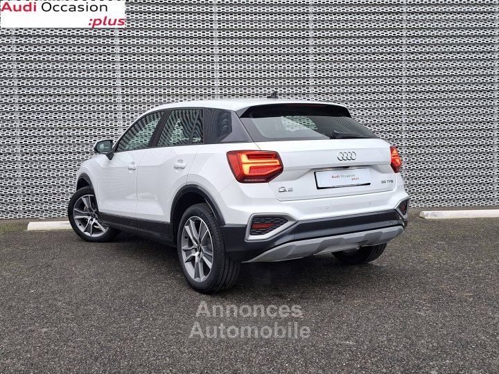 Audi Q2 35 TFSI 150 S tronic 7 Design Luxe - 4