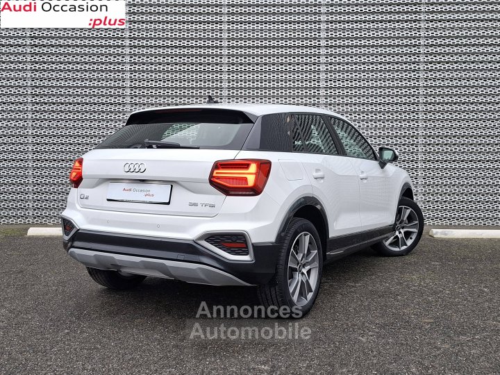 Audi Q2 35 TFSI 150 S tronic 7 Design Luxe - 6