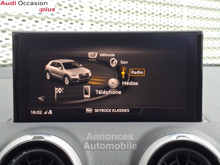 Audi Q2 35 TFSI 150 S tronic 7 Design Luxe - 19