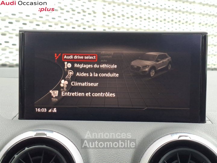 Audi Q2 35 TFSI 150 S tronic 7 Design Luxe - 25
