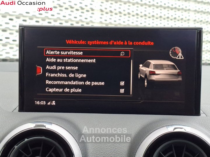 Audi Q2 35 TFSI 150 S tronic 7 Design Luxe - 28