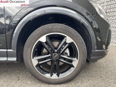Audi Q2 35 TFSI 150 S tronic 7 Design Luxe - 8