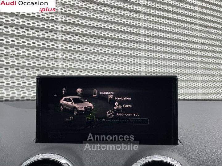 Audi Q2 35 TFSI 150 S tronic 7 Design Luxe - 12